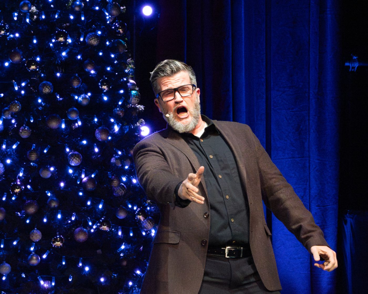 Photos: First Look at LOVE ACTUALLY LIVE at the Wallis Anneberg  Image