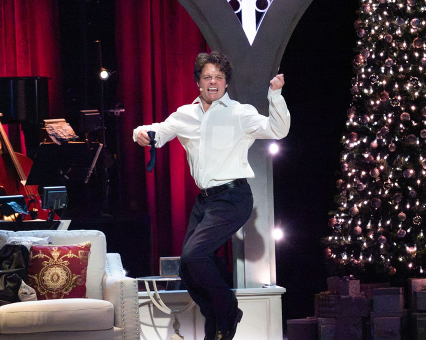 Photos: First Look at LOVE ACTUALLY LIVE at the Wallis Anneberg  Image