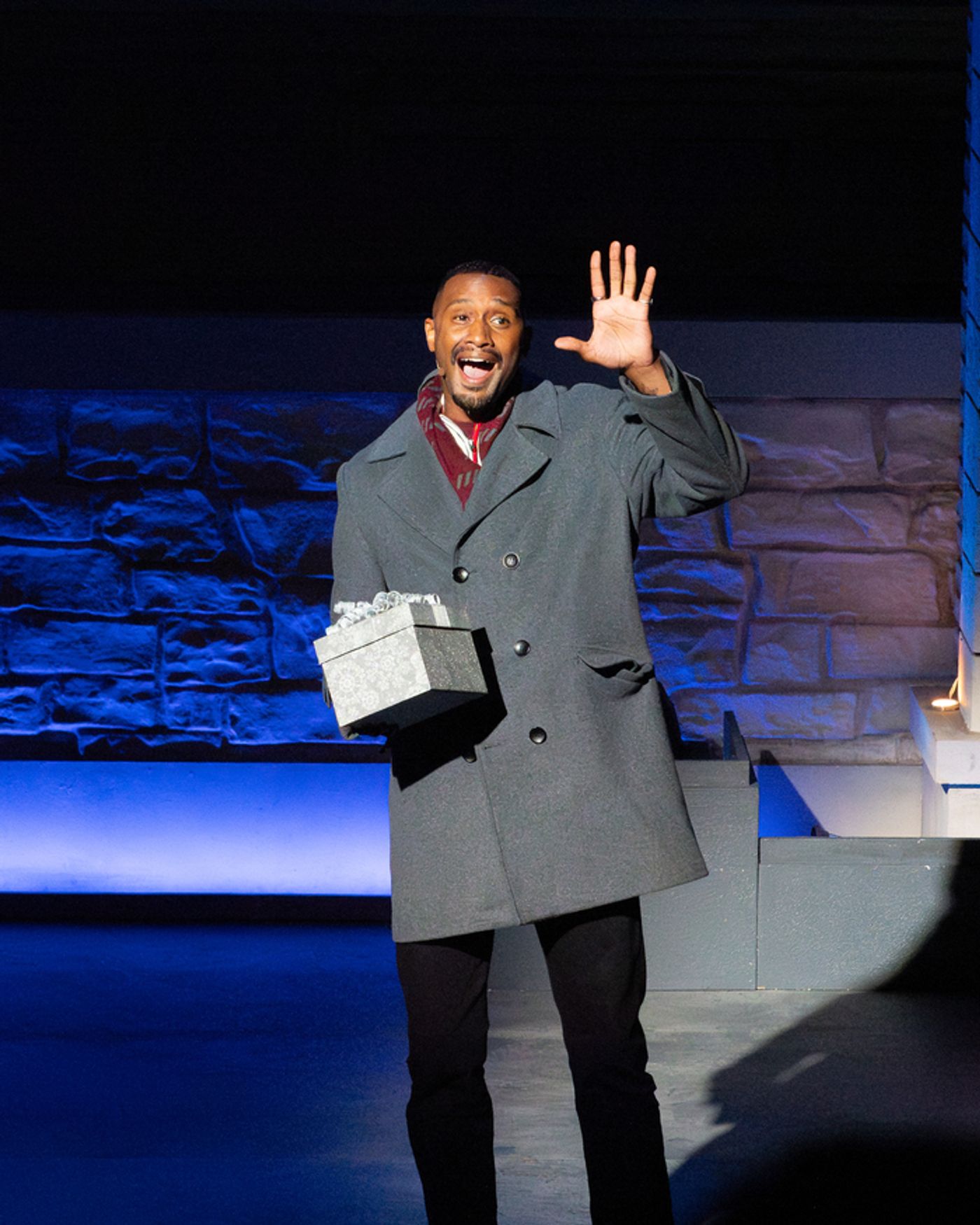 Photos: First Look at LOVE ACTUALLY LIVE at the Wallis Anneberg  Image