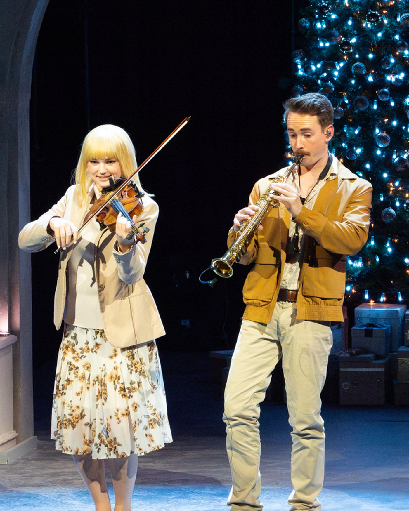 Photos: First Look at LOVE ACTUALLY LIVE at the Wallis Anneberg  Image