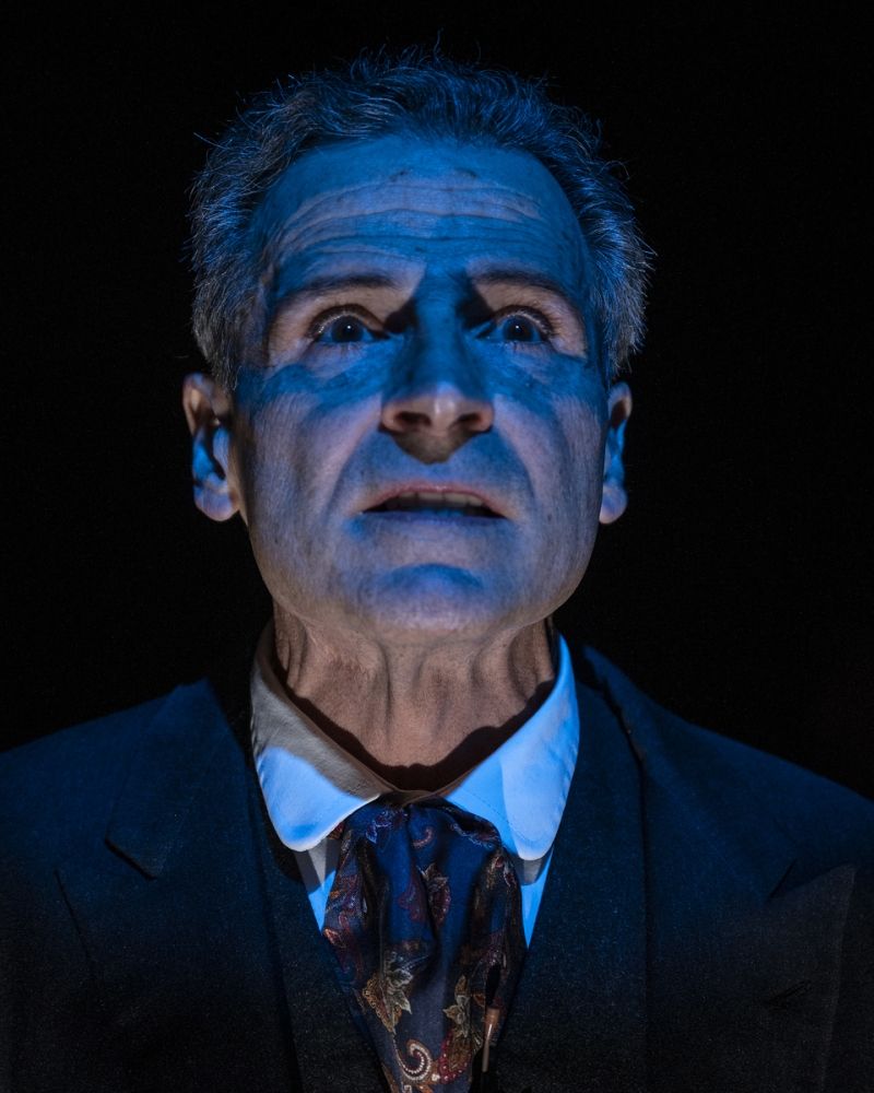 Review: A CHRISTMAS CAROL: A GHOST STORY OF CHRISTMAS at Olney Theatre  Image