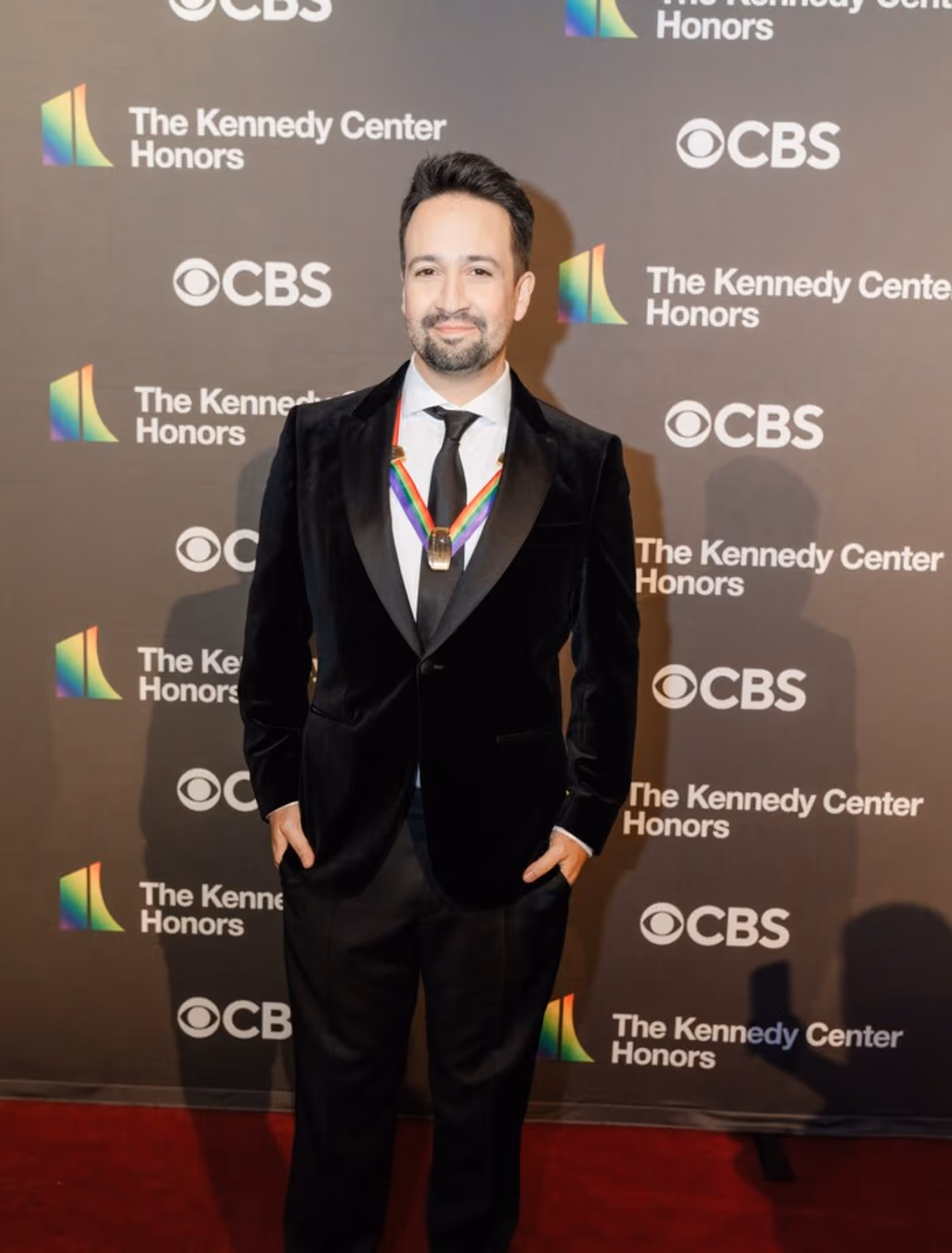 Photos: Inside the Kennedy Center Honors, Honoring Billy Crystal, Renée Fleming, Barry Gibb, Queen Latifah, and Dionne Warwick  Image