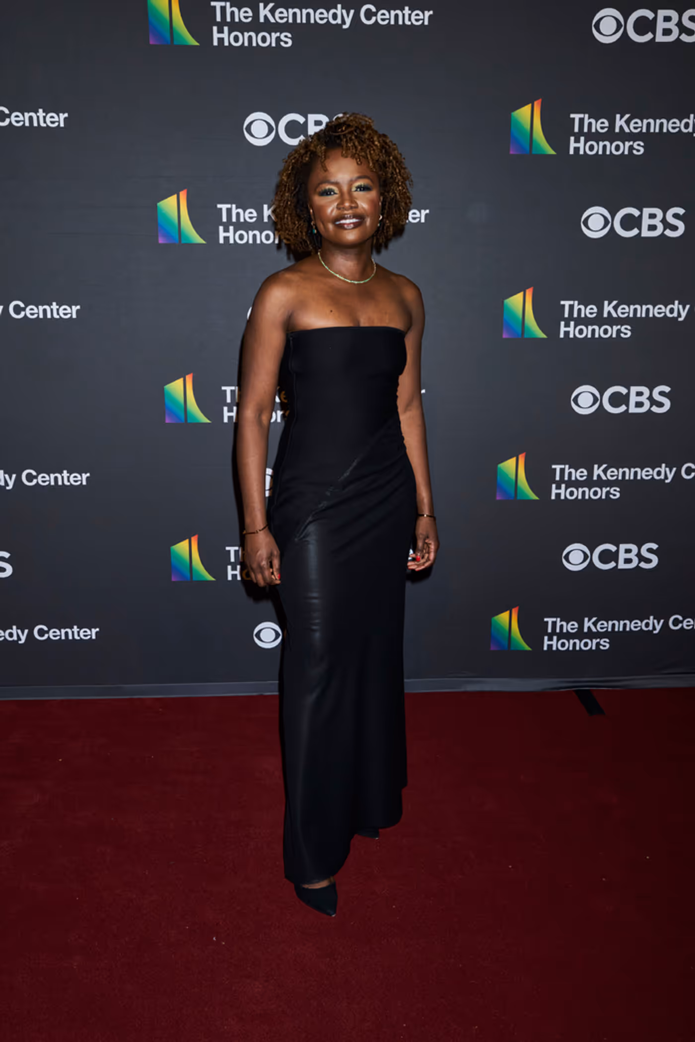 Photos: Inside the Kennedy Center Honors, Honoring Billy Crystal, Renée Fleming, Barry Gibb, Queen Latifah, and Dionne Warwick  Image