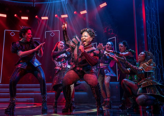 Photos: SIX Welcomes All New Queens This Week — photo 7 of 11