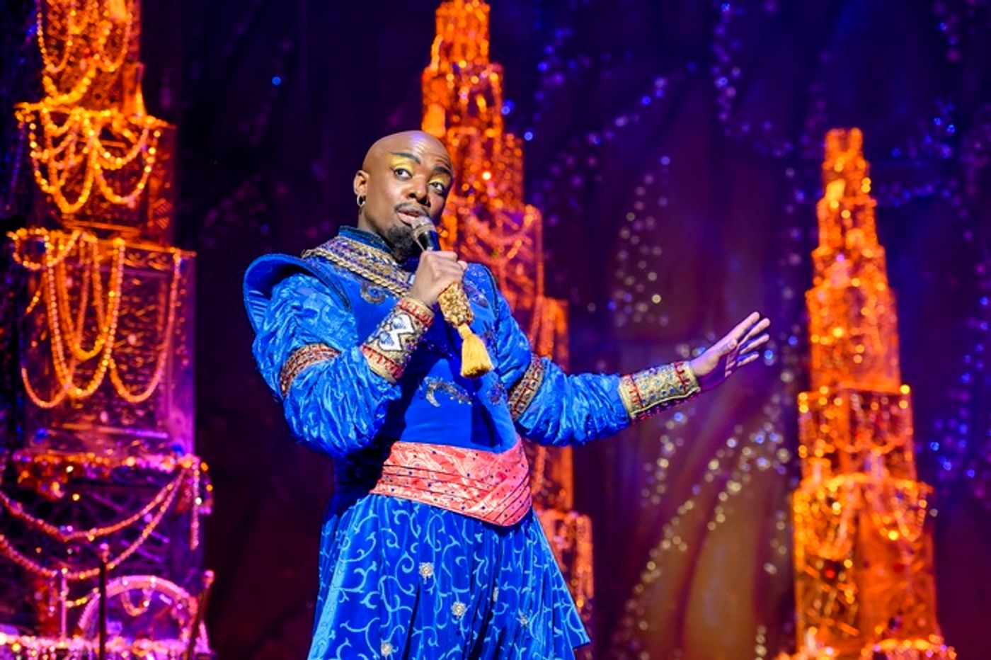 Photos: First Look at Gavin Adams, Desmonda Cathabel, Yeukayi Ushe, and More in the UK and Ireland Tour of ALADDIN  Image
