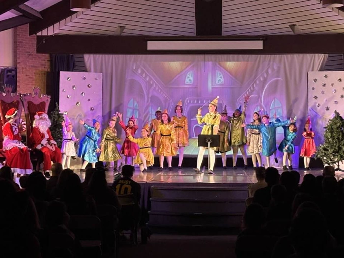 Review: RUDOLPH THE RED-NOSED REINDEER JR. at Moorestown Theater Company  Image