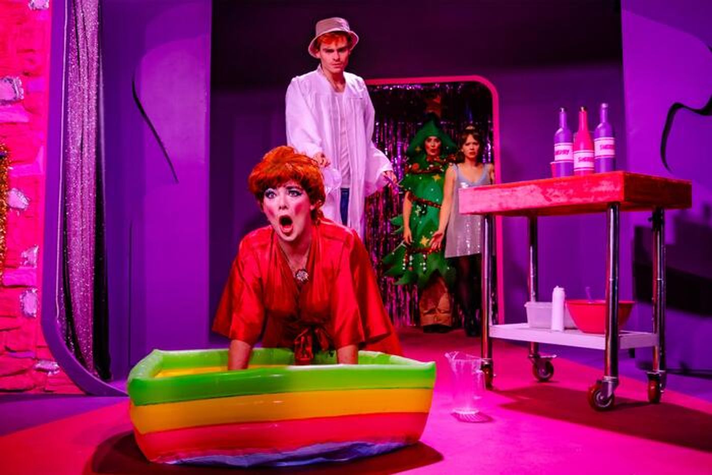 Photos: First Look at THE NUTCRACKER Adult Panto at the Turbine Theatre  Image