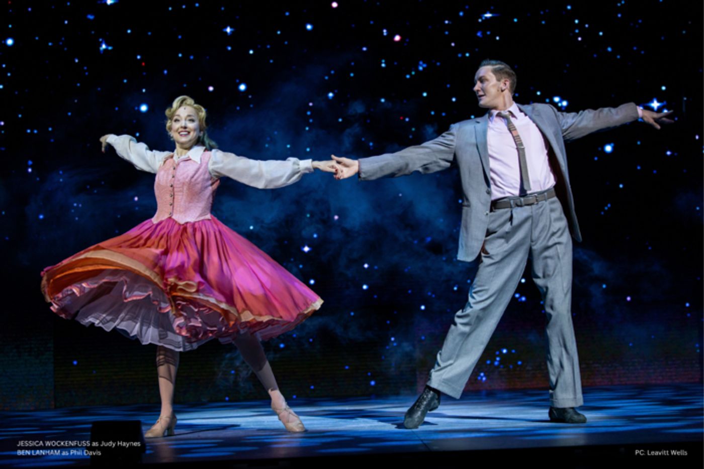 Photos: Holiday Season Kicks Off at Tuacahn With Irving Berlin's WHITE CHRISTMAS Photos: Holiday Season Kicks Off at Tuacahn With Irving Berlin's WHITE CHRISTMAS Image