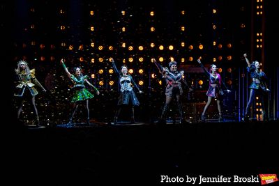Khalia Wilcoxon, Storm Lever, Jasmine Forsberg, Olivia Donalson, Didi Romero, Gabriel Photo