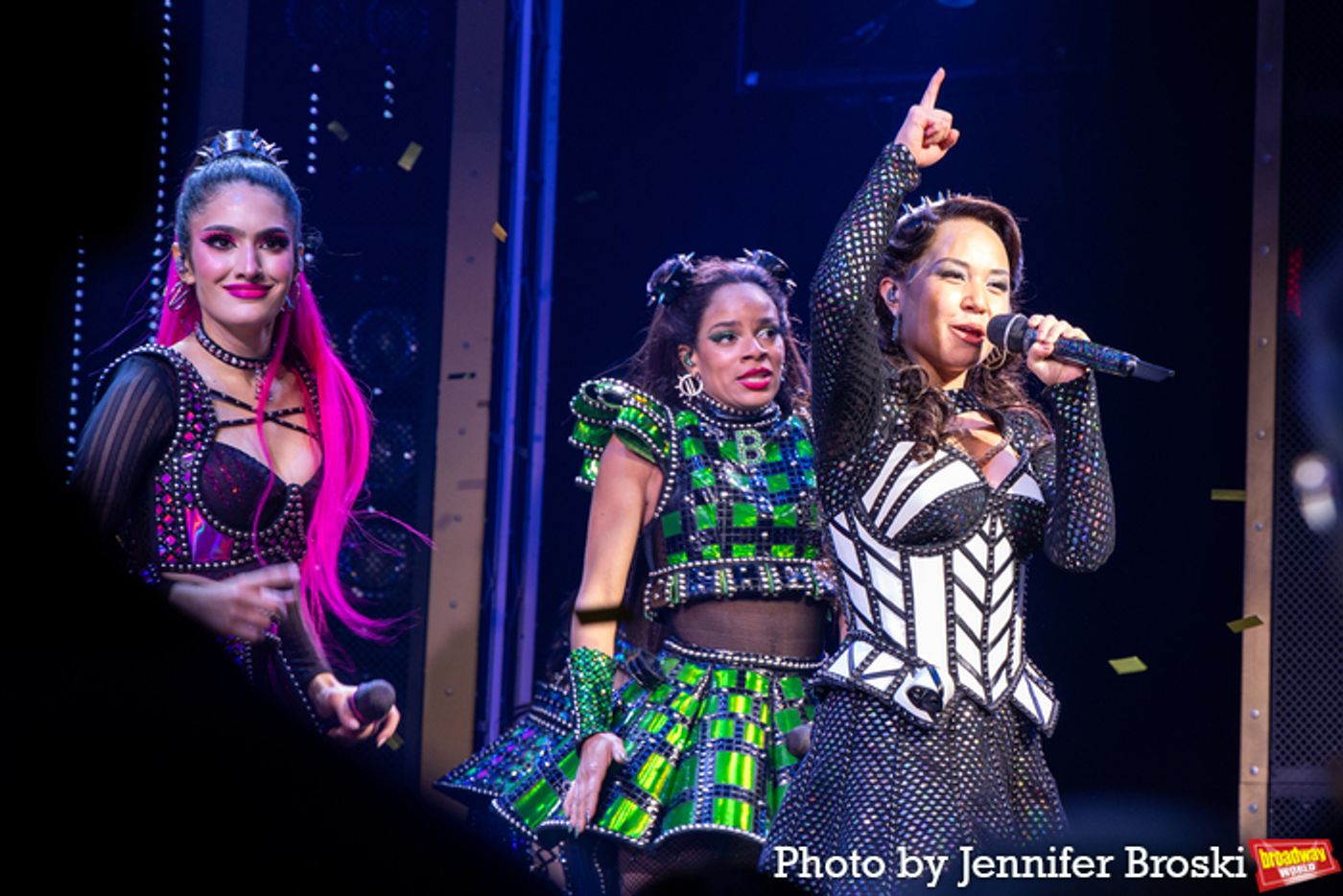 Photos: The New Queens of SIX on Broadway Take Their First Bows  Image