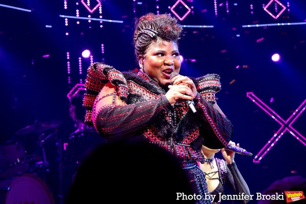 Olivia Donalson Photo