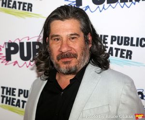 Triney Sandoval Photo