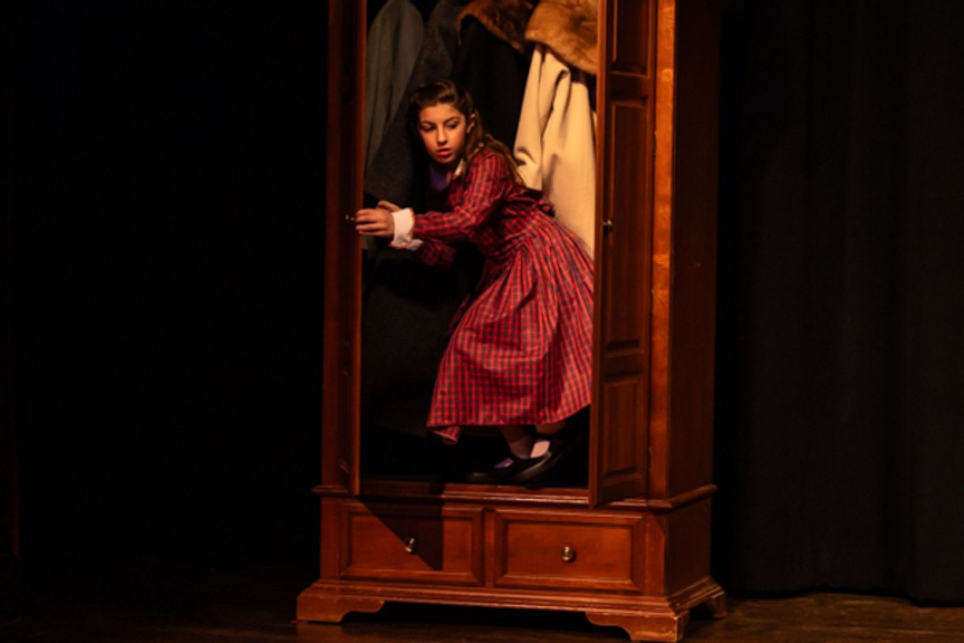 Photos: First look at Worthington Community Theatre's THE LION, THE WITCH & THE WARDROBE  Image