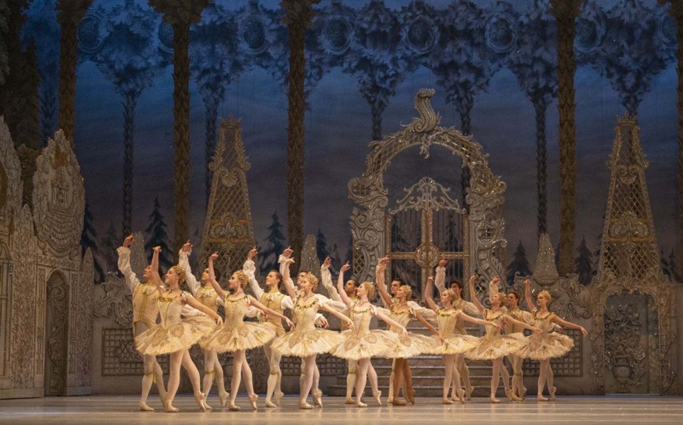 Review: THE NUTCRACKER, Royal Opera House  Image