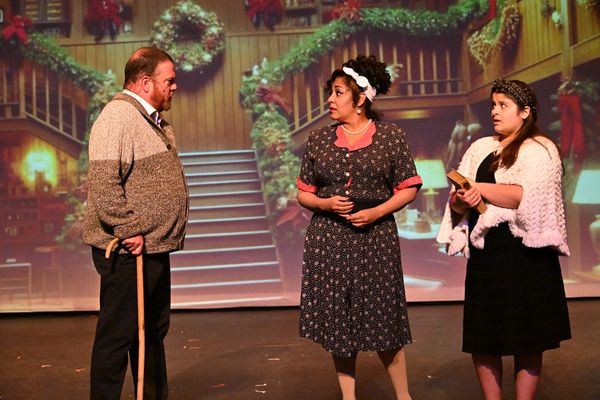 Photos: First Look at WHITE CHRISTMAS at The Grand Prairie Arts Council  Image