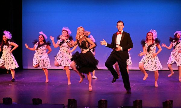 Photos: First Look at WHITE CHRISTMAS at The Grand Prairie Arts Council  Image