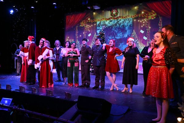 Photos: First Look at WHITE CHRISTMAS at The Grand Prairie Arts Council  Image