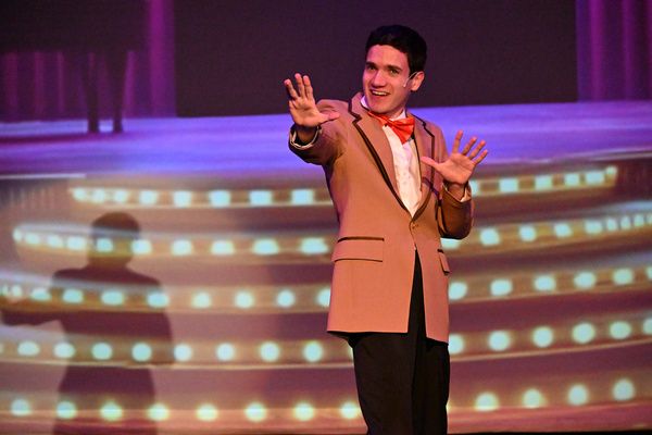 Photos: First Look at WHITE CHRISTMAS at The Grand Prairie Arts Council  Image