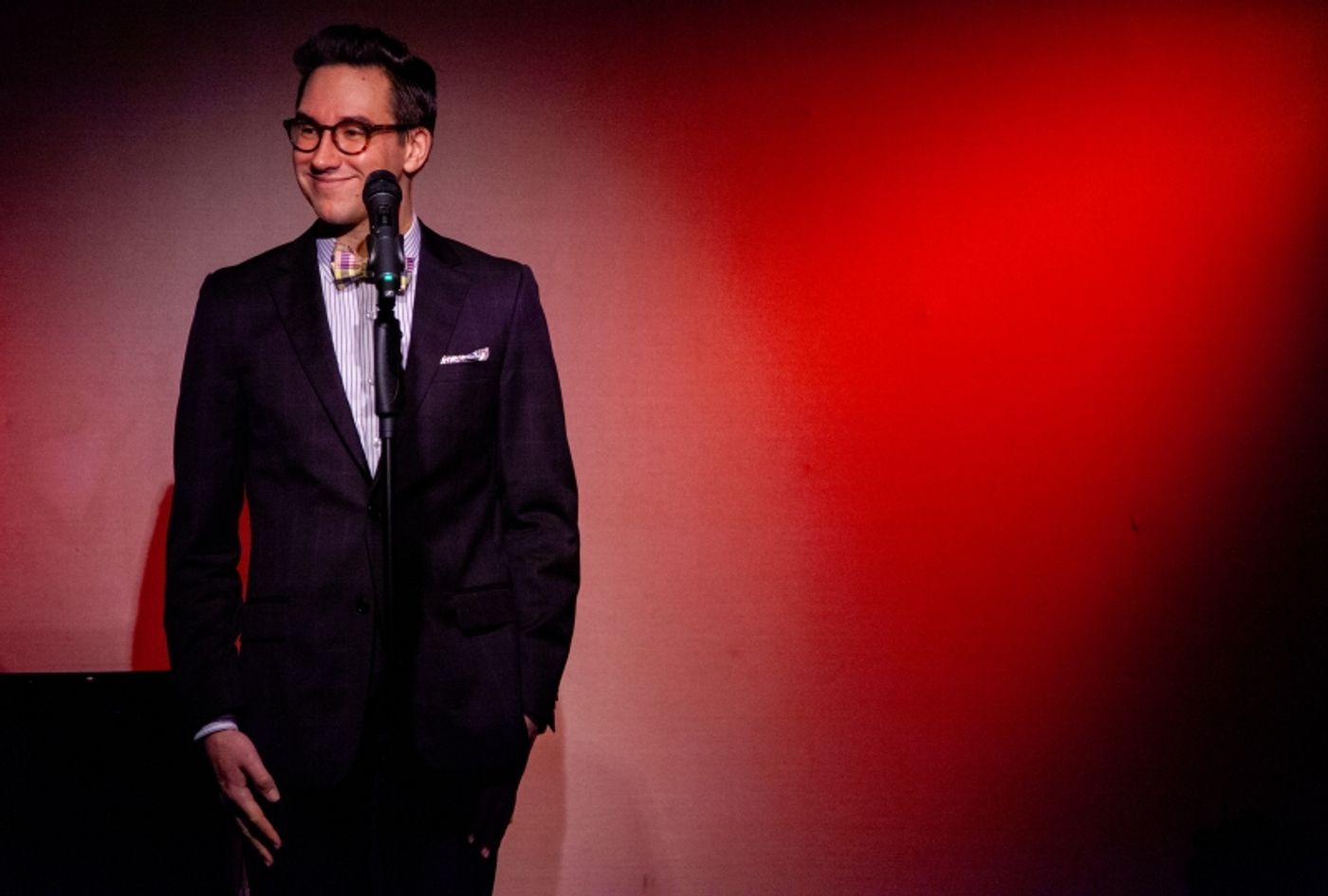 Review: Jason Henderson Charms Don't Tell Mama Audience With GETTING TO NOEL YOU  Image