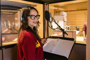 Eden Espinosa  Photo