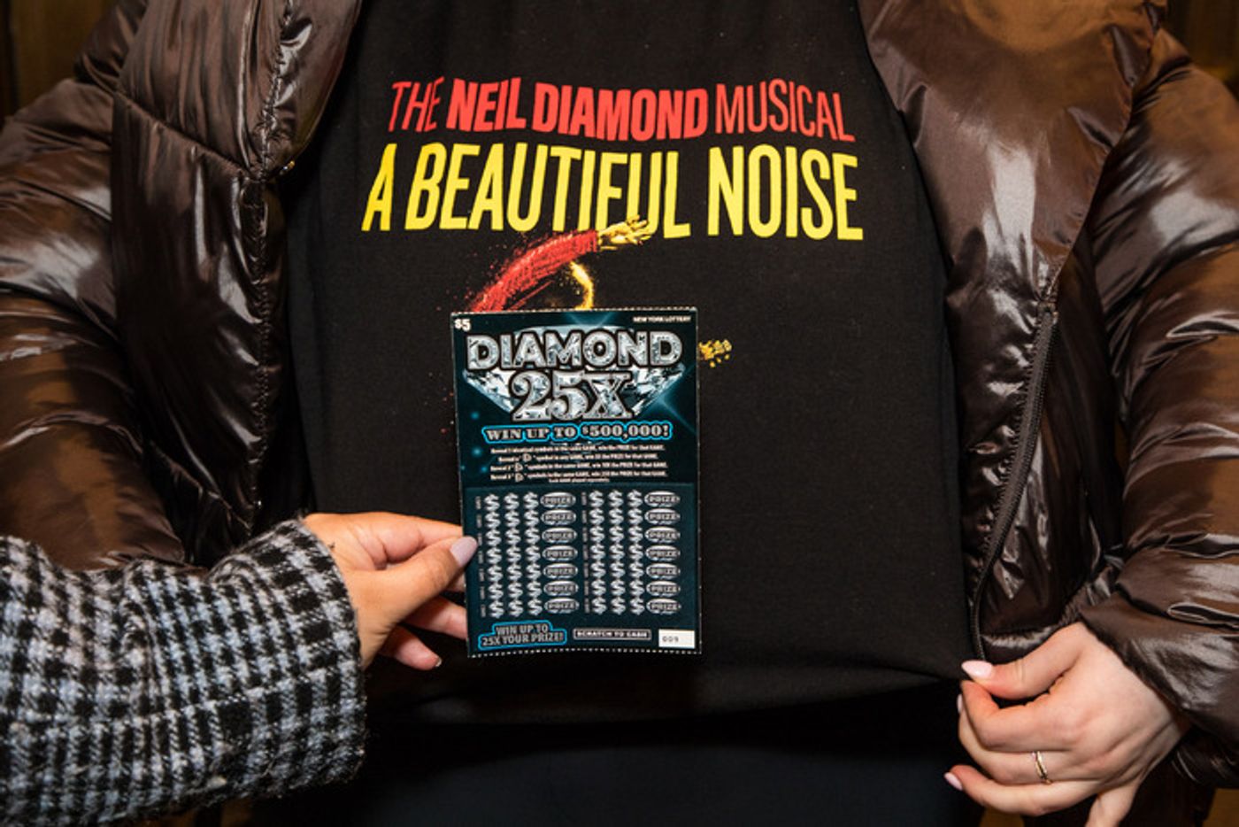 Photos: A BEAUTIFUL NOISE, THE NEIL DIAMOND MUSICAL Celebrates One Year on Broadway With Lottery Tickets  Image