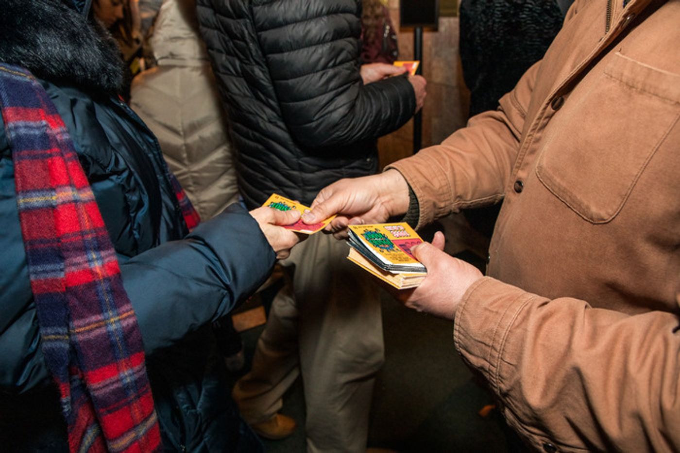 Photos: A BEAUTIFUL NOISE, THE NEIL DIAMOND MUSICAL Celebrates One Year on Broadway With Lottery Tickets  Image
