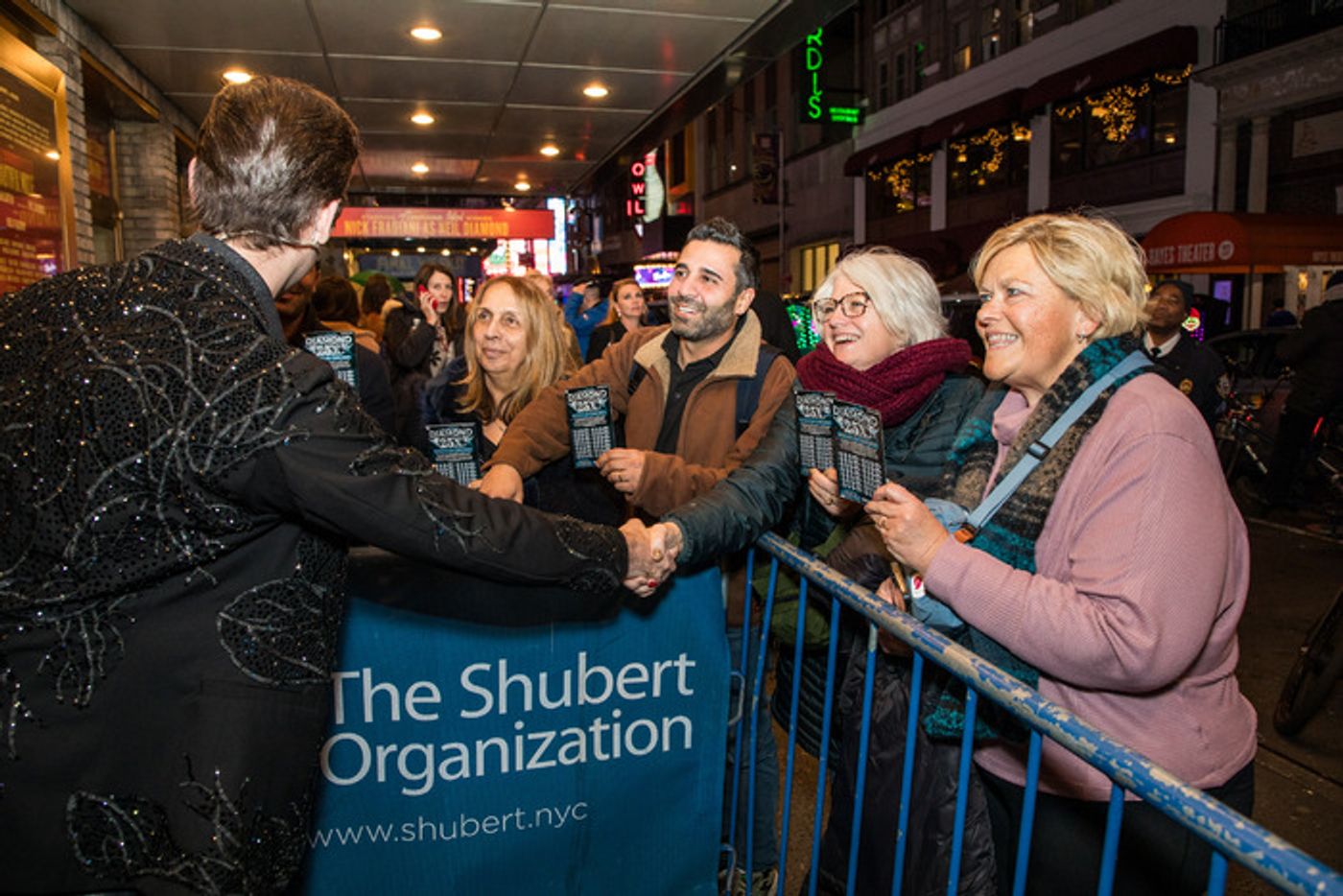 Photos: A BEAUTIFUL NOISE, THE NEIL DIAMOND MUSICAL Celebrates One Year on Broadway With Lottery Tickets  Image