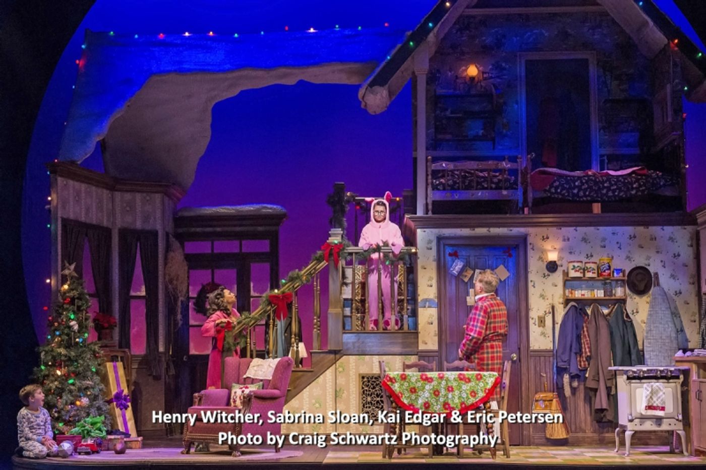 Interview: A Comforting Sabrina Sloan's Making Full Circles With A CHRISTMAS STORY  Image