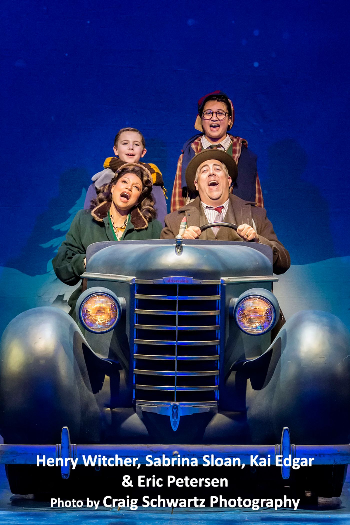 Interview: A Comforting Sabrina Sloan's Making Full Circles With A CHRISTMAS STORY  Image