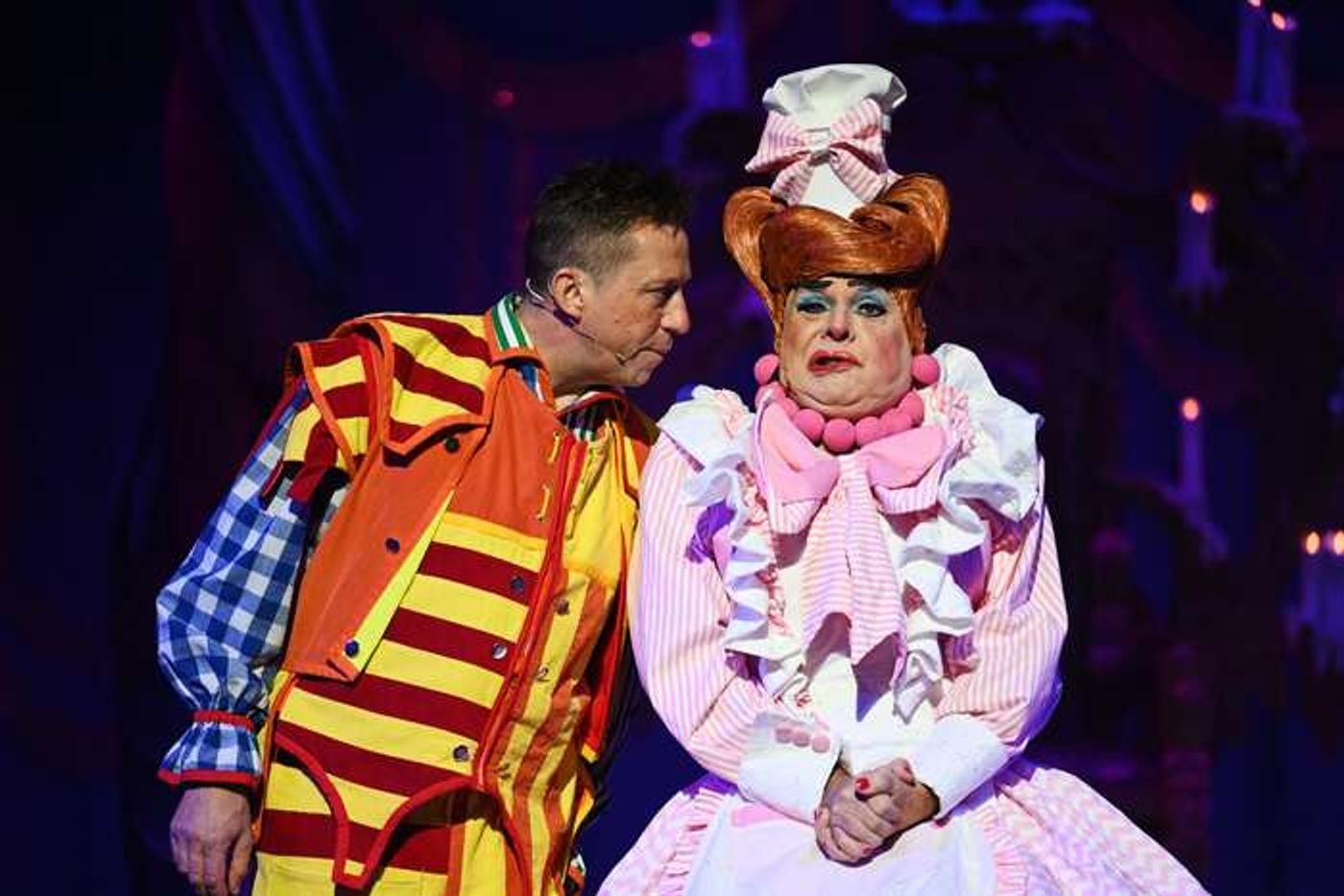 Photos: First Look At Wolverhampton SNOW WHITE Holiday Panto  Image