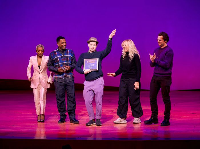 Photos: RED BUCKET FOLLIES Raises ,553,203 For Broadway Cares/Equity Fights AIDS — photo 5 of 31
