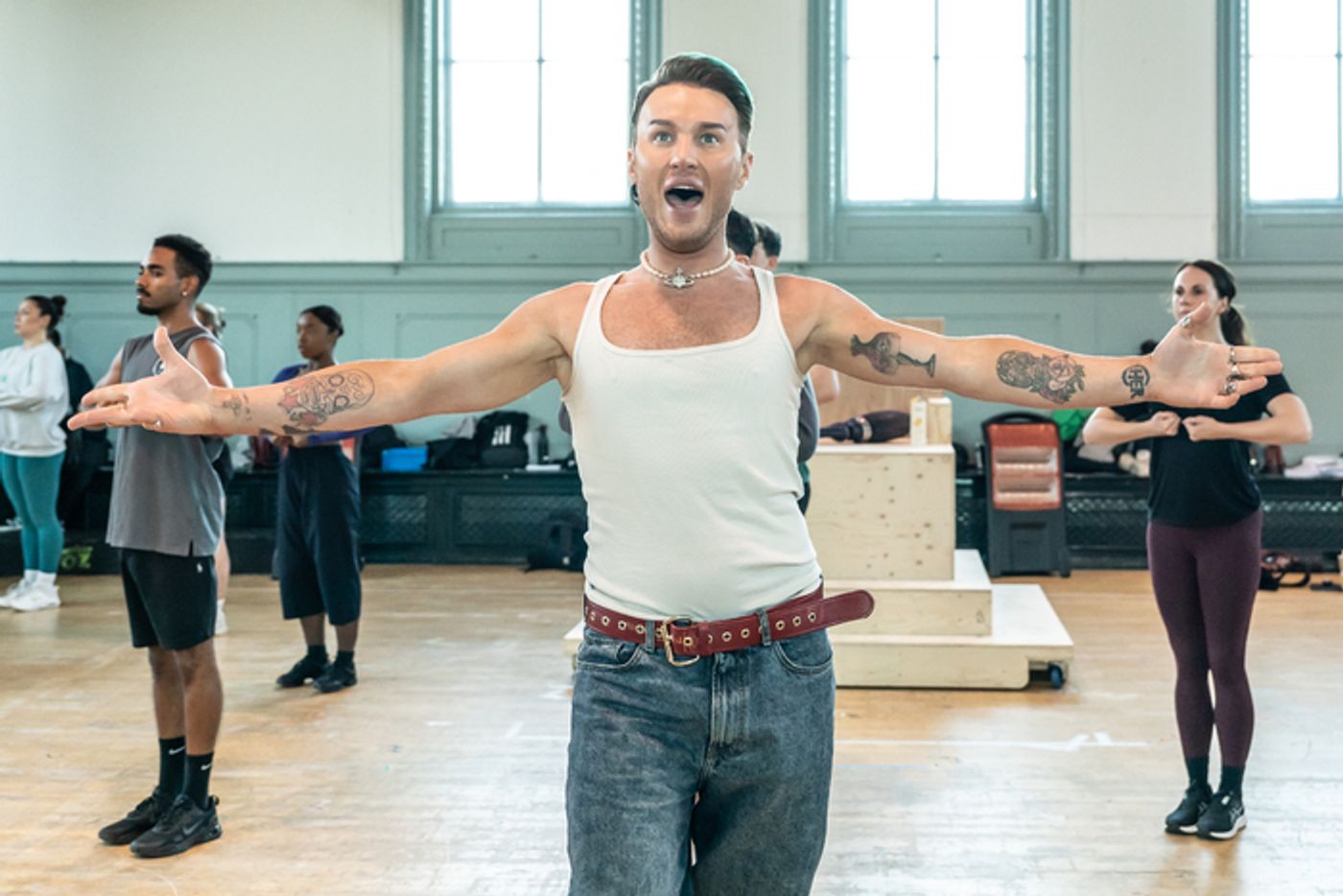 Photos: First Look at Rehearsals for THE WIZARD OF OZ UK and Ireland Tour  Image