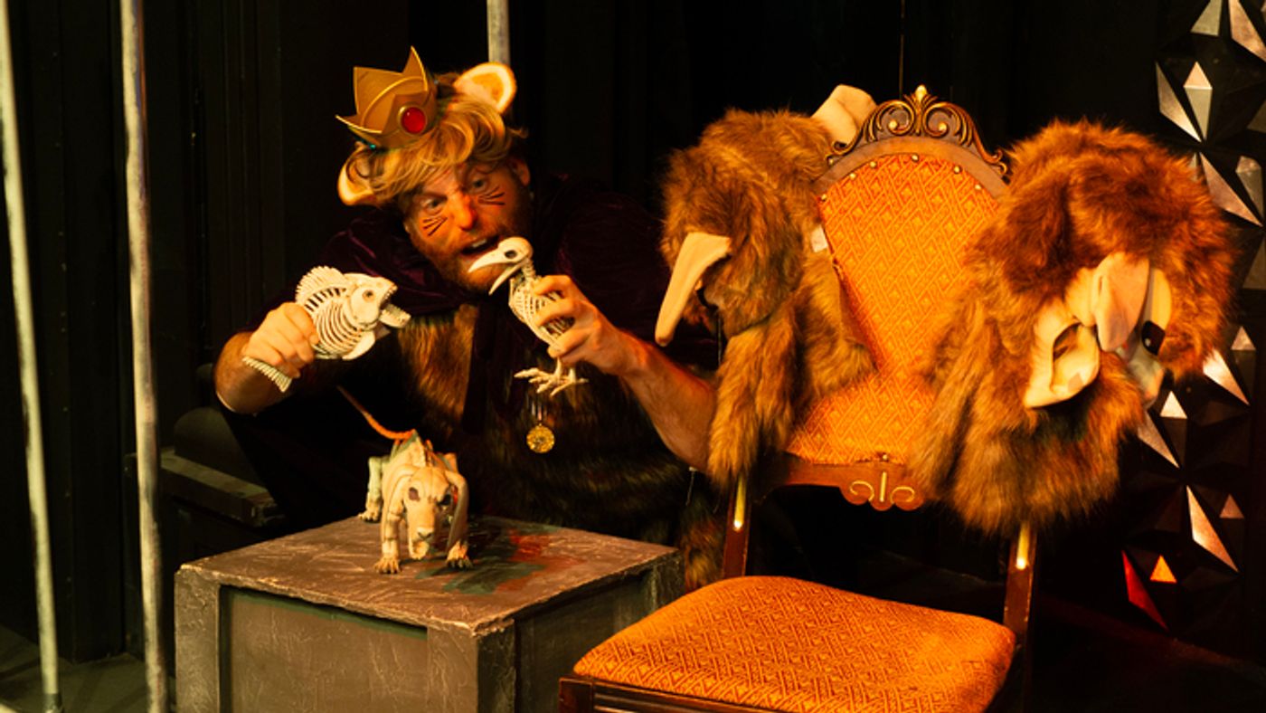 Photos: First Look At SPACE CAT HOLIDAYS At Otherworld Theatre Company  Image