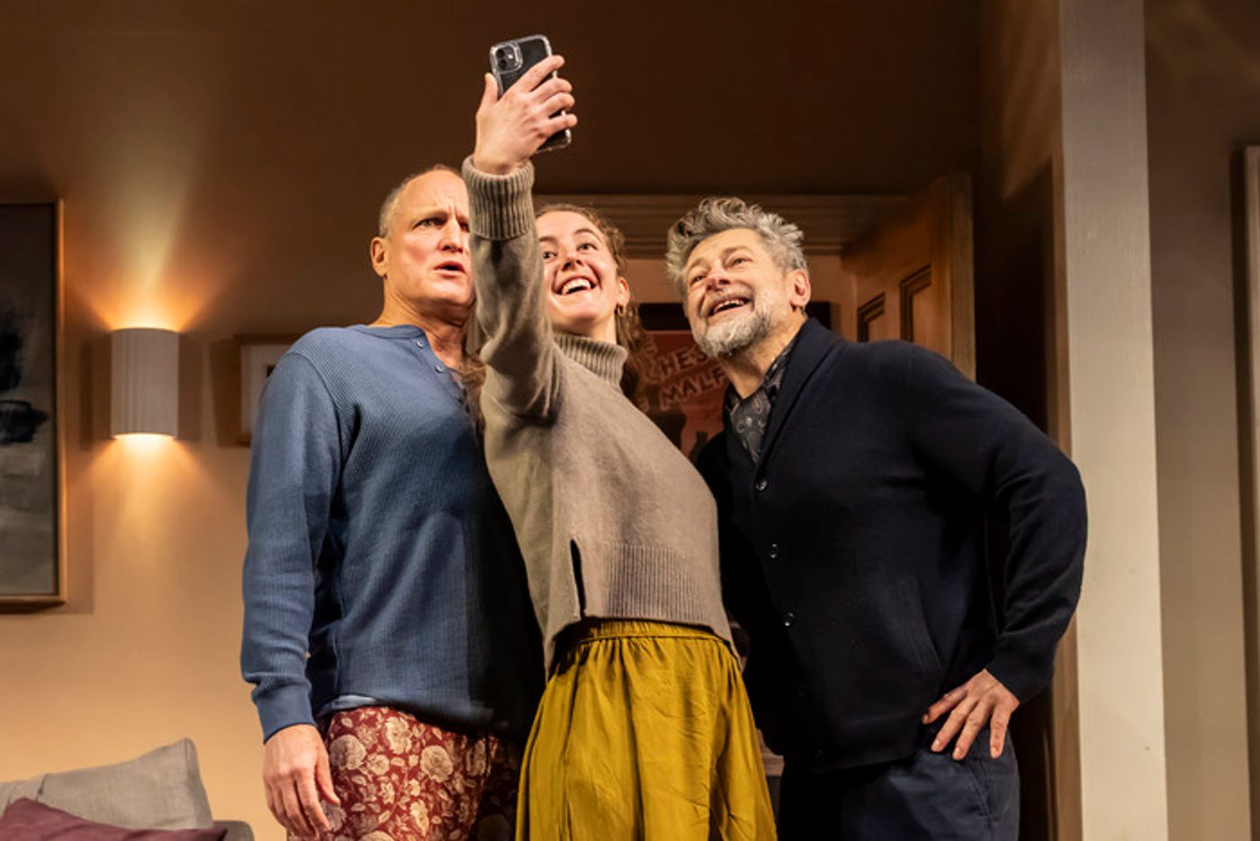 Photos: First Look at Woody Harrelson, Andy Serkis and Louisa Harland in ULSTER AMERICAN  Image