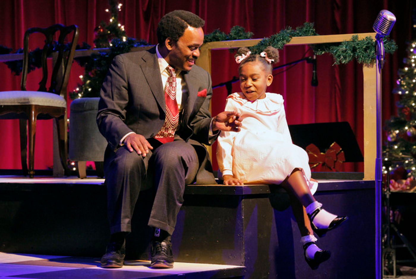Photos: First Look at IT'S A WONDERFUL LIFE: A LIVE RADIO PLAY at Music Theater Heritage  Image