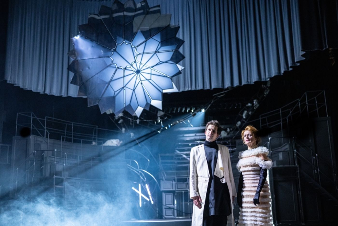 Review: HAMLET v Národním divadle  Image