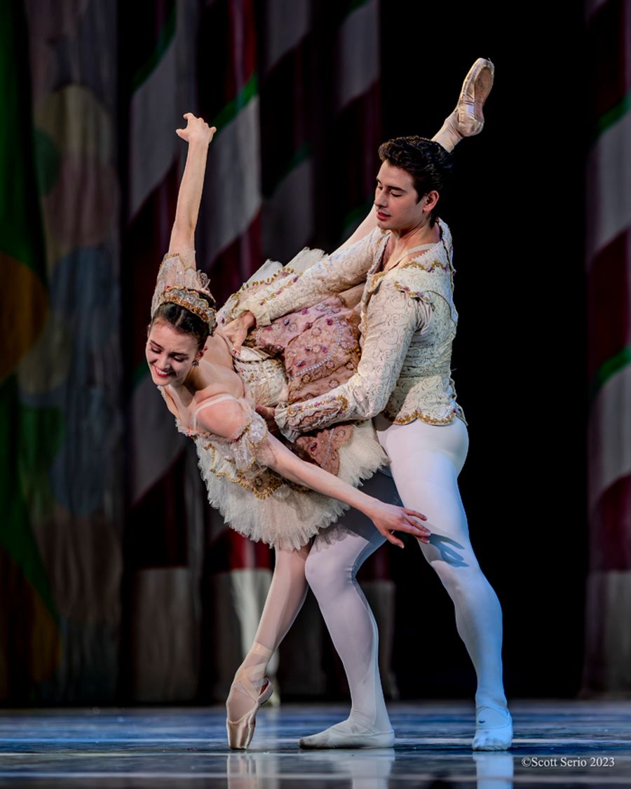Photos: Philadelphia Ballet's THE NUTCRACKER at The Academy Of Music Image