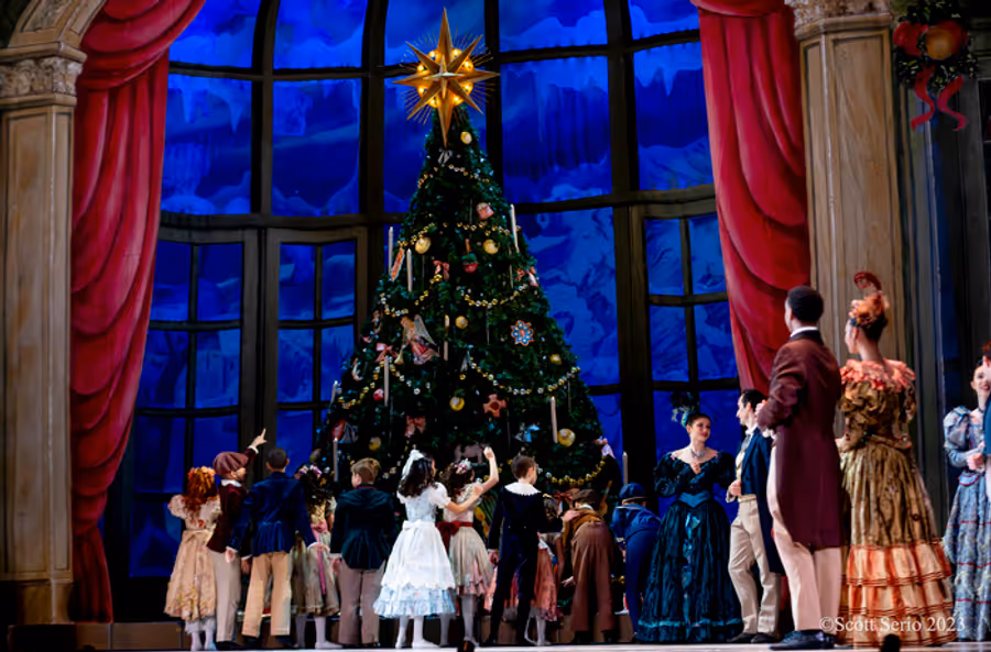 Photos: Philadelphia Ballet's THE NUTCRACKER at The Academy Of Music Image