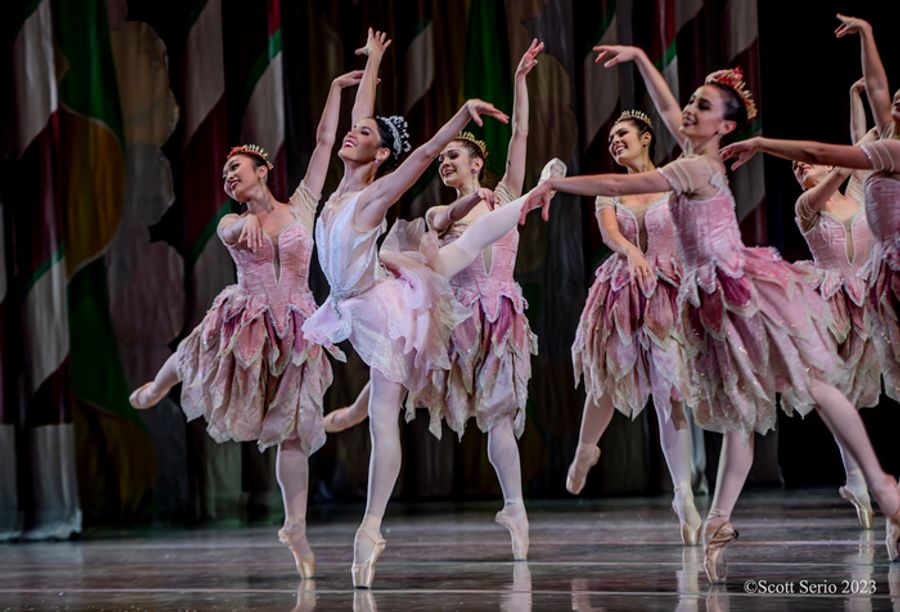 Photos: Philadelphia Ballet's THE NUTCRACKER at The Academy Of Music Image