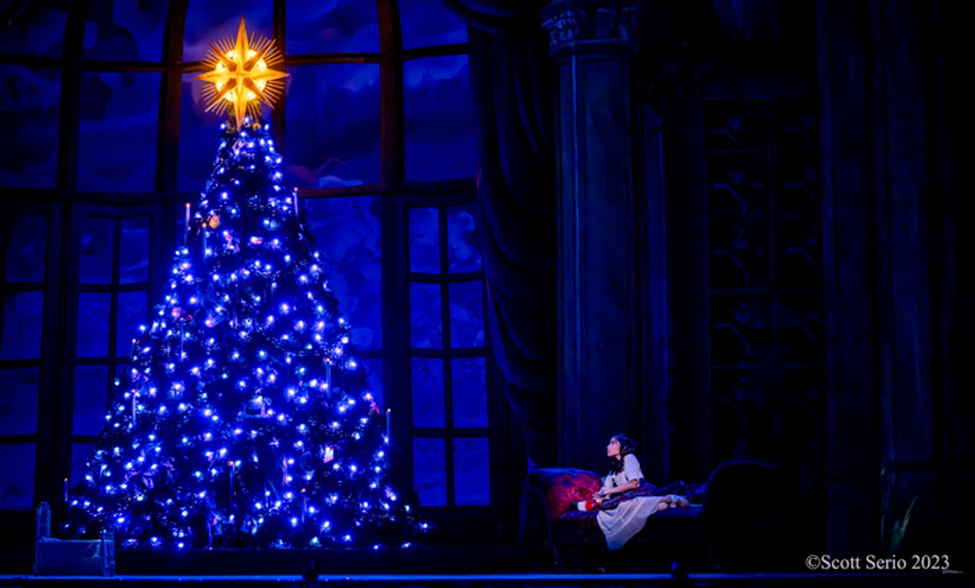 Photos: Philadelphia Ballet's THE NUTCRACKER at The Academy Of Music  Image