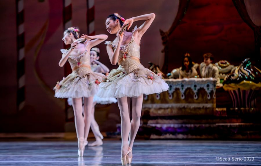 Photos: Philadelphia Ballet's THE NUTCRACKER at The Academy Of Music Image