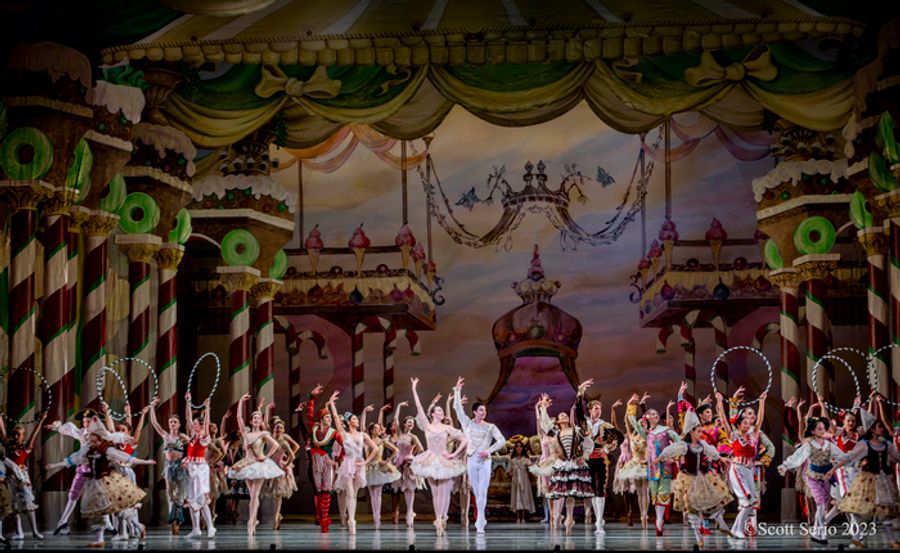 Photos: Philadelphia Ballet's THE NUTCRACKER at The Academy Of Music Image