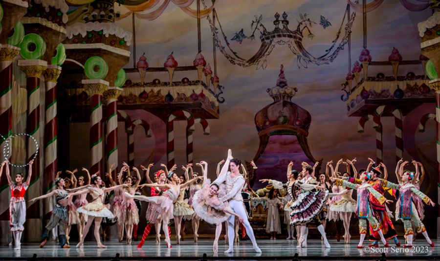 Photos: Philadelphia Ballet's THE NUTCRACKER at The Academy Of Music Image