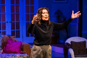 Annalee Jefferies @ BroadwayWorld Annalee Jefferies Photo