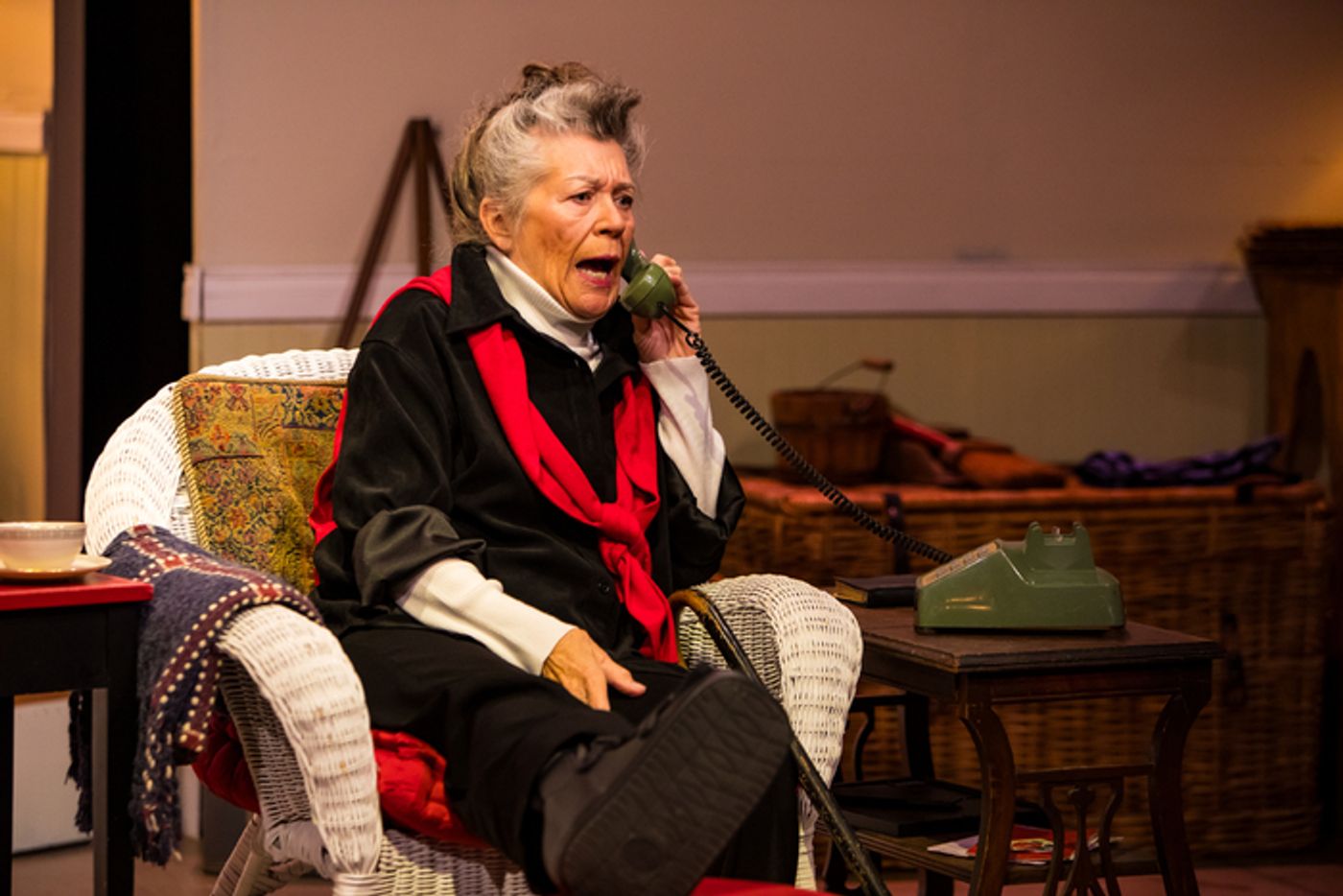 Photos: First Look at On The Verge Theatre's TEA AT FIVE at Alta Arts  Image