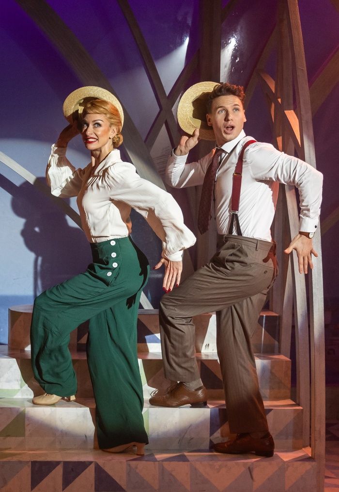 Photos: First Look at The Mill at Sonning's Production of HIGH SOCIETY — photo 11 of 12