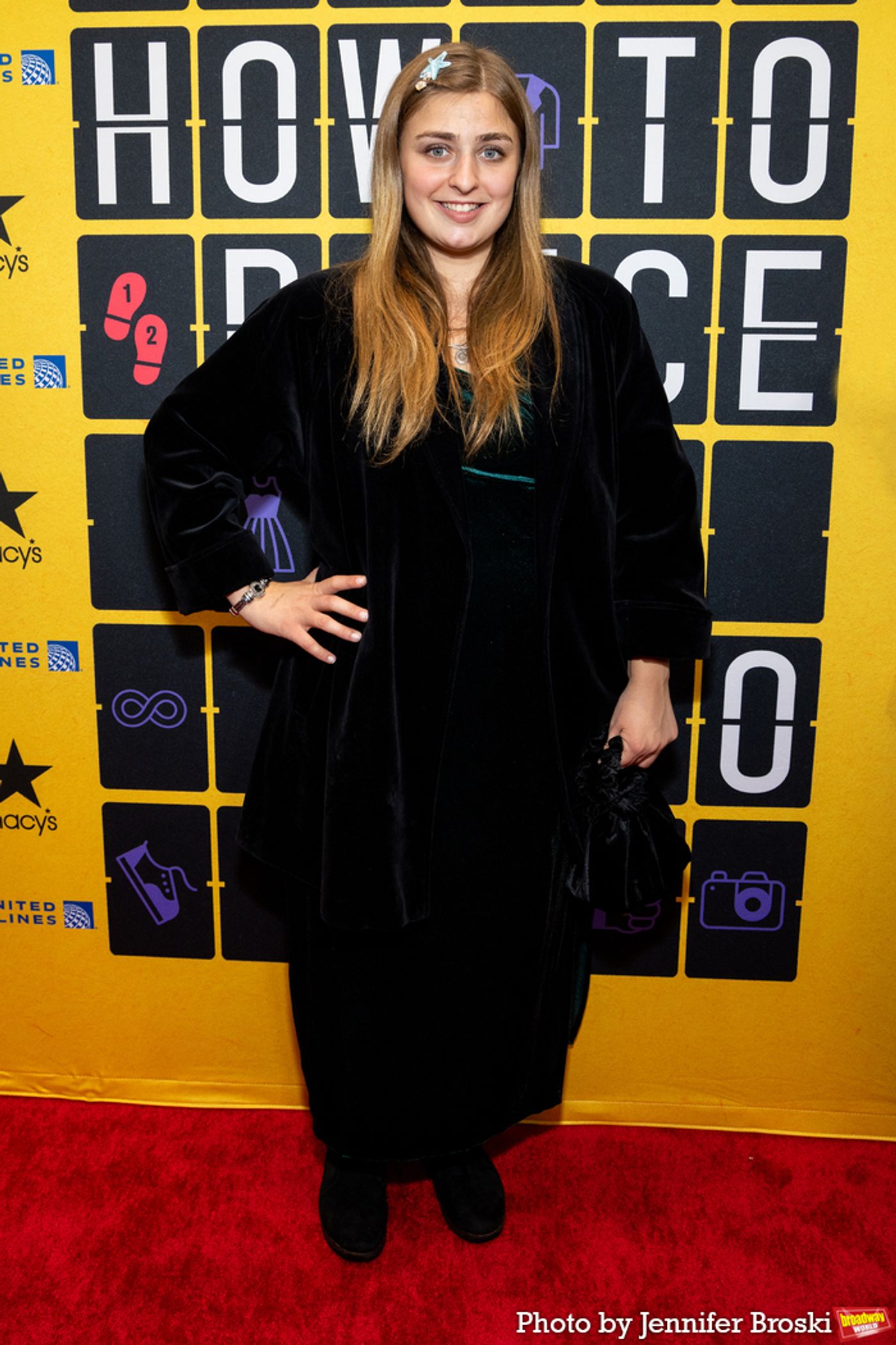 Photos: Stars Walk the Red Carpet on Opening Night of HOW TO DANCE IN OHIO  Image