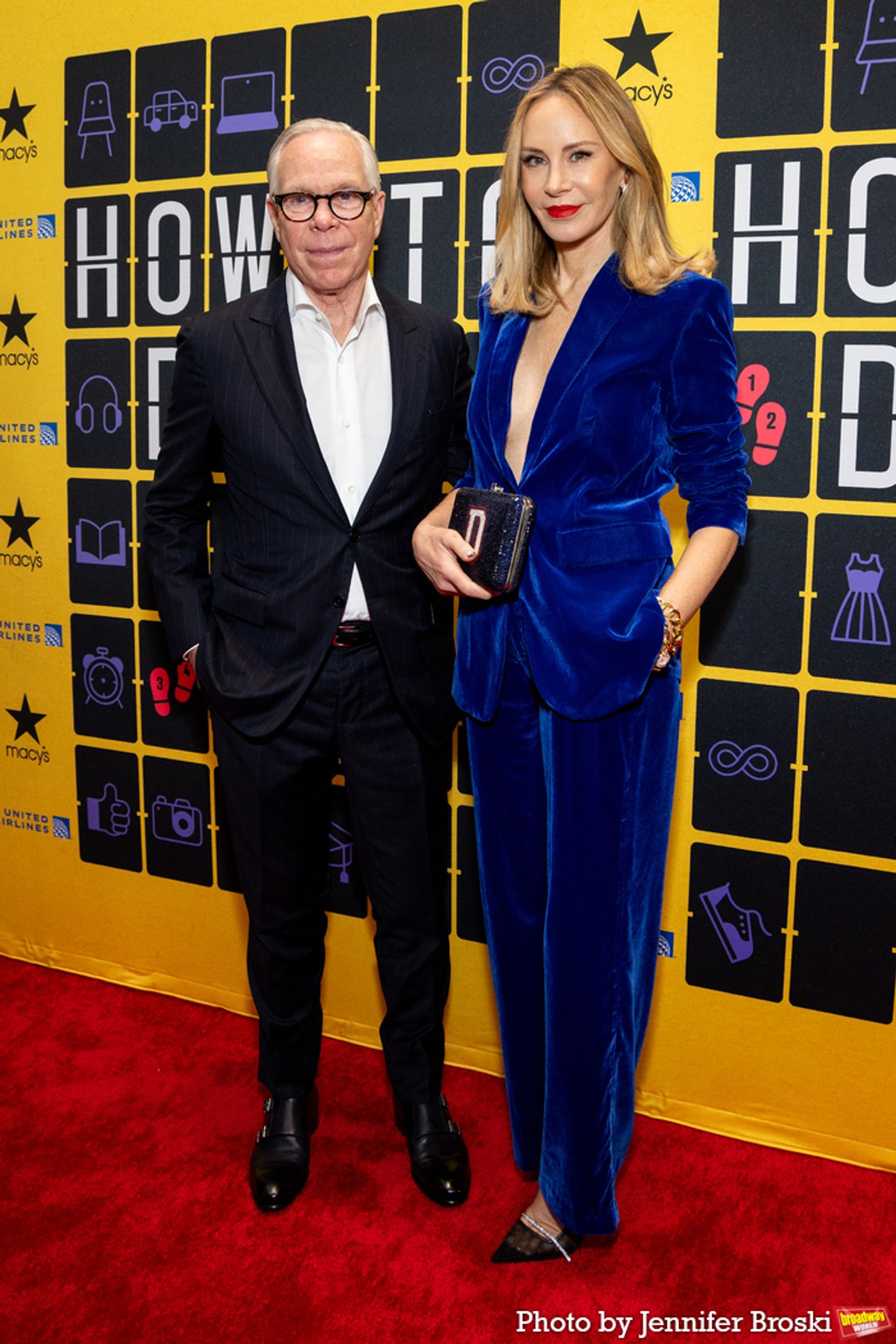 Photos: Stars Walk the Red Carpet on Opening Night of HOW TO DANCE IN OHIO  Image