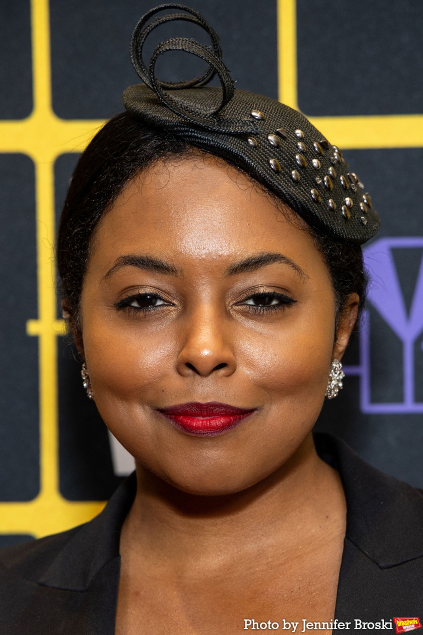 Photos: Stars Walk the Red Carpet on Opening Night of HOW TO DANCE IN OHIO  Image