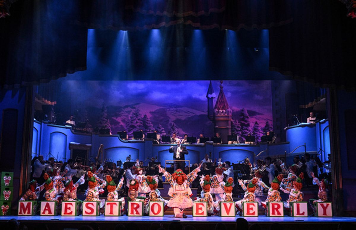 Maestro Jack Everly with dance troupe Expressenz at 